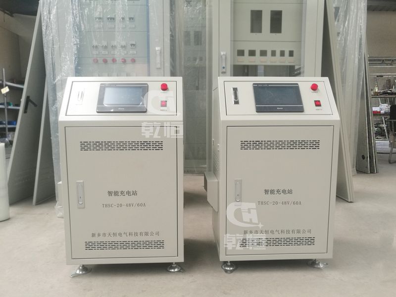 吉林叉车自动伸缩充电机